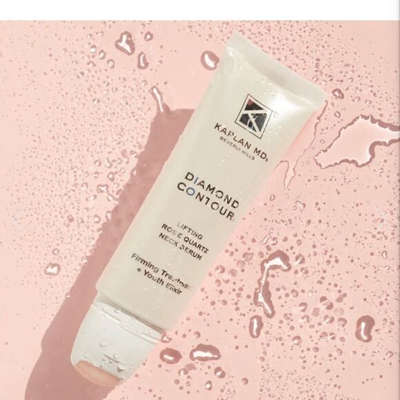 DIAMOND CONTOUR LIFTING ROSE QUARTZ NECK SERUM
Firming Treatment + Youth Elixir - Picture 5 of 11